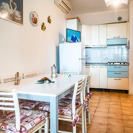 Apartman In Near Tennis Court *