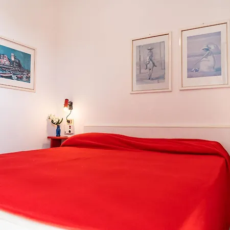 Apartman In Near Tennis Court