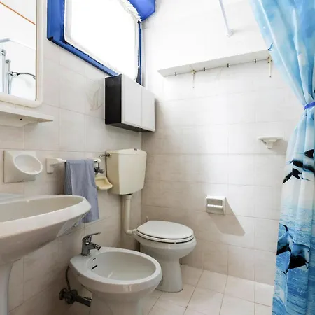 Apartman In Near Tennis Court